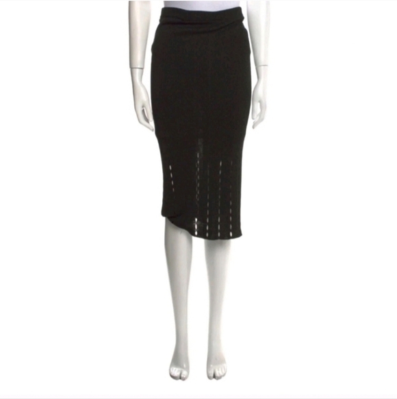 + Olivia Melanie Pointelle Pencil Skirt in size SMALL - Picture 4 of 6